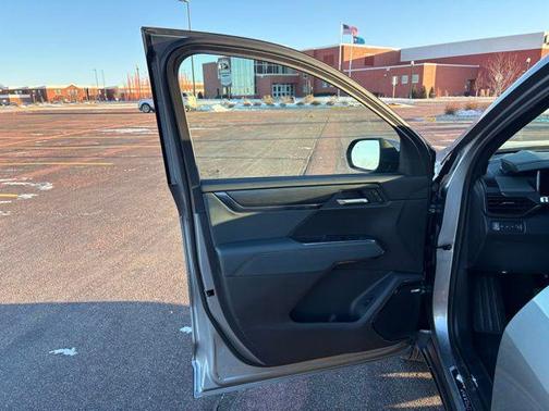 2026 GMC Acadia AT4 AWD