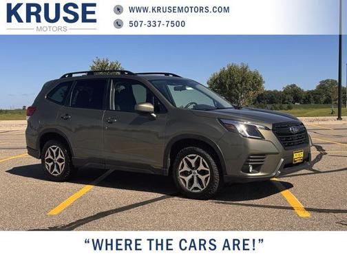 2023 Subaru Forester Premium