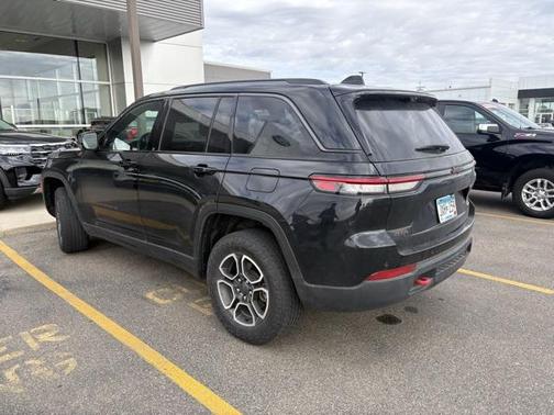 2022 Jeep Grand Cherokee Trailhawk