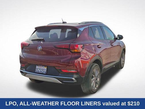 Cinnabar Metallic 2022 Buick Encore GX Essence
