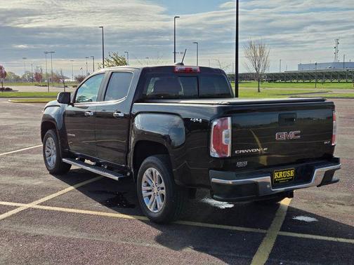Onyx Black 2019 GMC Canyon SLT