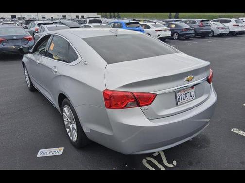 Silver Ice Metallic 2019 Chevrolet Impala 1LS