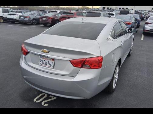 Silver Ice Metallic 2019 Chevrolet Impala 1LS