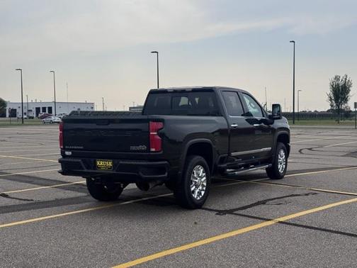 2024 Chevrolet Silverado 3500 High Country