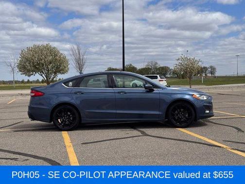 Blue Metallic 2019 Ford Fusion SE