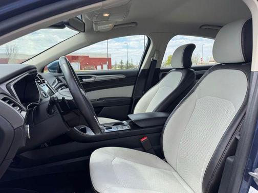 Blue Metallic 2019 Ford Fusion SE