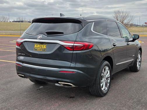 2021 Buick Enclave AWD Avenir