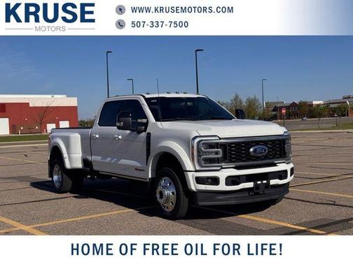 Star White Metallic Tri-Coat 2026 Ford F-450 Platinum