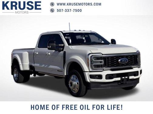 Star White Metallic Tri-Coat 2026 Ford F-450 Platinum