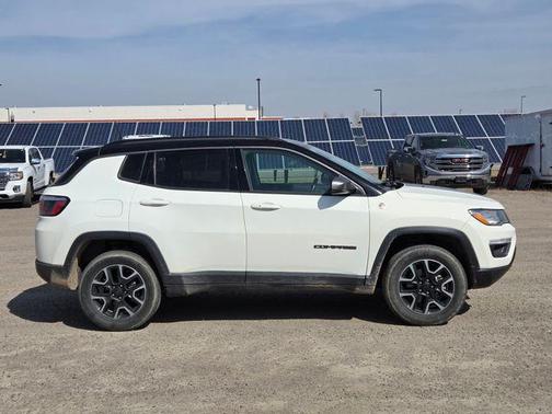 White Clearcoat 2019 Jeep Compass Trailhawk