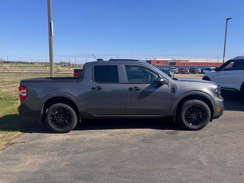Carbonized Gray Metallic 2025 Ford Maverick XL