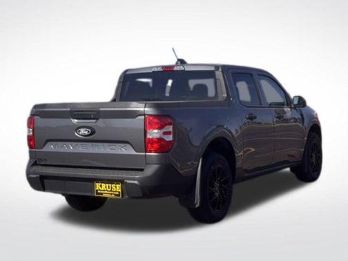 Carbonized Gray Metallic 2025 Ford Maverick XL