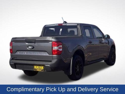 Carbonized Gray Metallic 2025 Ford Maverick XL