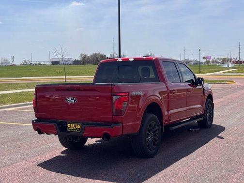 Rapid Red Metallic Tinted Clearcoat 2024 Ford F-150 XLT