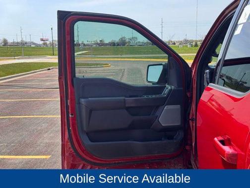 Rapid Red Metallic Tinted Clearcoat 2024 Ford F-150 XLT