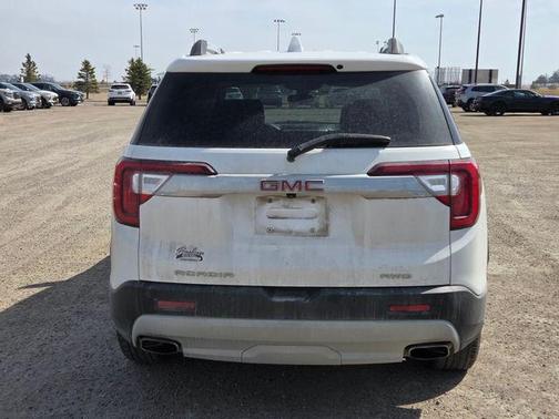 Summit White 2022 GMC Acadia SLE