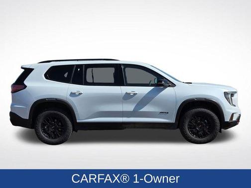 Glacier White Tricoat 2026 GMC Acadia AT4 AWD