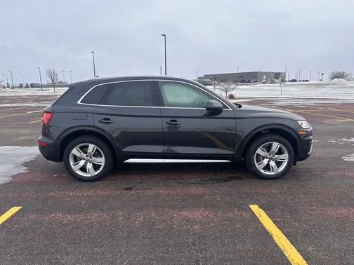 2018 Audi Q5 2.0T Tech Premium