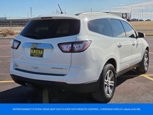 White 2015 Chevrolet Traverse 2LT