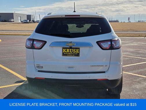 White 2015 Chevrolet Traverse 2LT