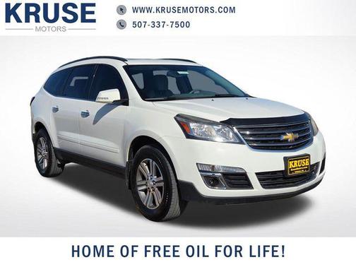 White 2015 Chevrolet Traverse 2LT