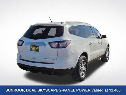 White 2015 Chevrolet Traverse 2LT