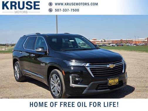 Mosaic Black Metallic 2023 Chevrolet Traverse High Country