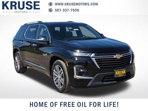 Mosaic Black Metallic 2023 Chevrolet Traverse High Country