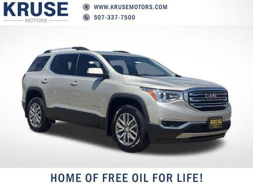 Sparkling Silver Metallic 2017 GMC Acadia SLE-2
