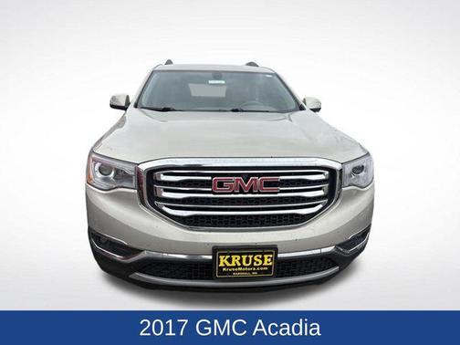 Sparkling Silver Metallic 2017 GMC Acadia SLE-2