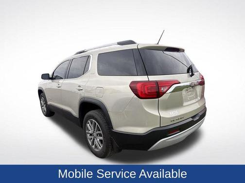 Sparkling Silver Metallic 2017 GMC Acadia SLE-2