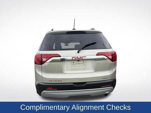 Sparkling Silver Metallic 2017 GMC Acadia SLE-2
