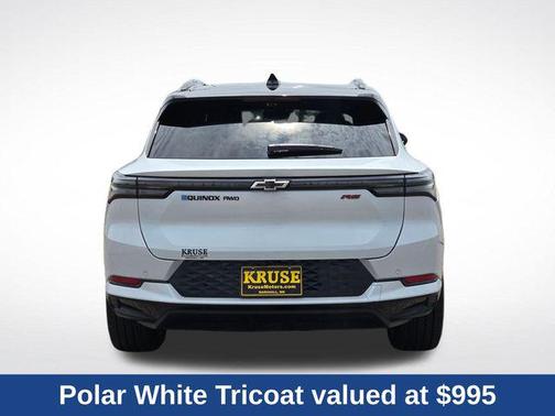 Polar White Tricoat 2026 Chevrolet Equinox EV RS