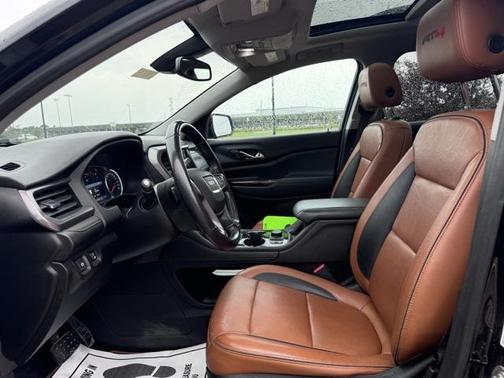 2020 GMC Acadia AWD AT4