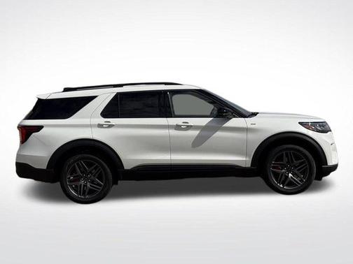 White 2026 Ford Explorer ST-Line