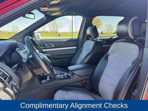 Magnetic Metallic 2017 Ford Explorer XLT