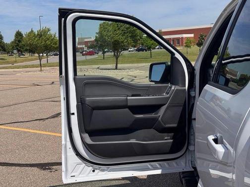Oxford White 2026 Ford F-150 XLT