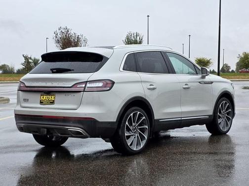 2020 Lincoln Nautilus Reserve