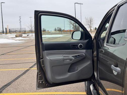 2013 Toyota Tacoma Base