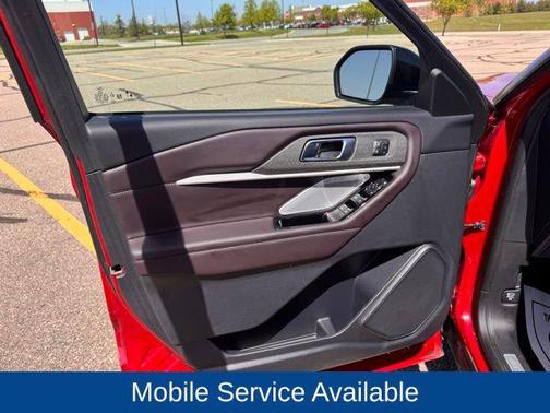 Rapid Red Metallic Tinted Clearcoat 2025 Ford Explorer Platinum