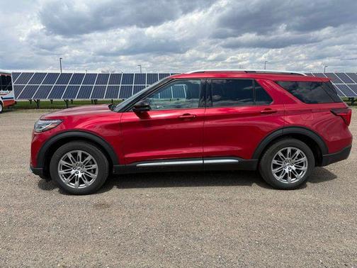 Rapid Red Metallic Tinted Clearcoat 2025 Ford Explorer Platinum