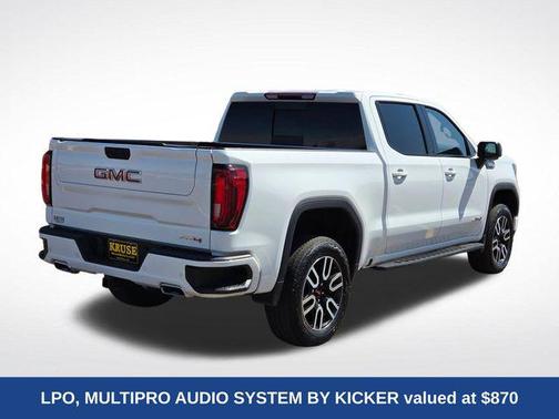 Summit White 2023 GMC Sierra 1500 AT4