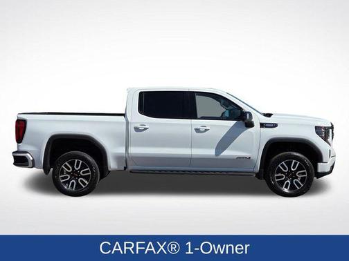 Summit White 2023 GMC Sierra 1500 AT4