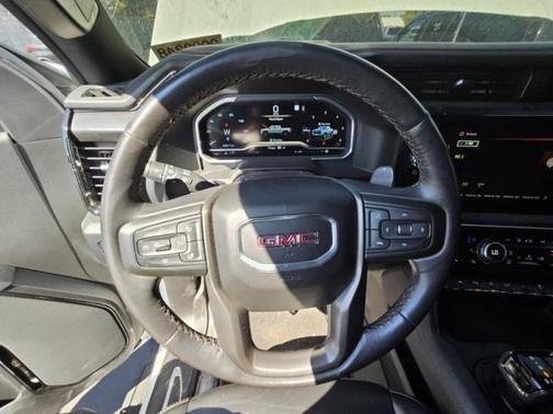 Summit White 2023 GMC Sierra 1500 AT4