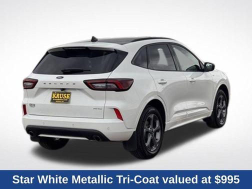 Star White Metallic Tri-Coat 2024 Ford Escape ST-Line