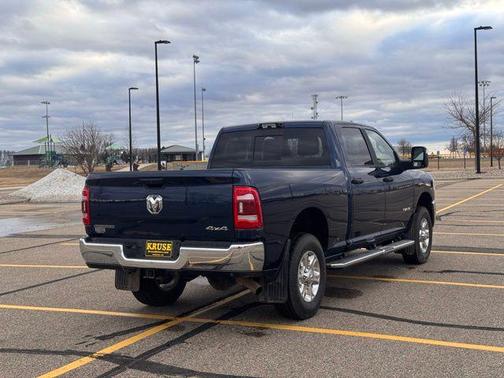 2024 RAM 3500 Big Horn Crew Cab 4x4 6'4' Box