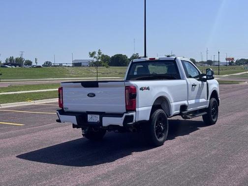 2023 Ford F-350 XL
