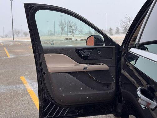 2023 Lincoln Aviator Reserve AWD