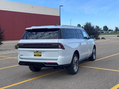 2025 Lincoln Navigator Reserve
