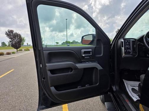 2017 Chevrolet Silverado 1500 2LT